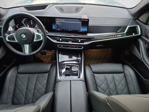 Used 2026 BMW X5 sDrive40i w/ M Sport Package RWD image 19