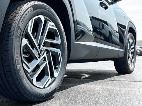 New 2026 Hyundai Tucson Limited AWD/4WD image 17
