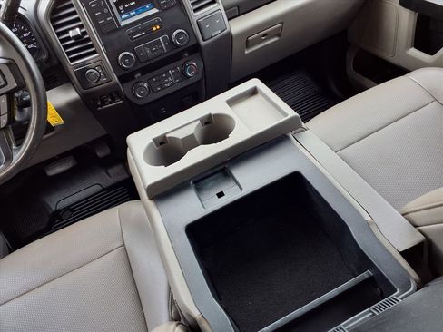 Used 2019 Ford F250 XL w/ Power Equipment Group image 9