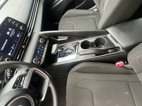 Used 2023 Hyundai Elantra SEL FWD image 25