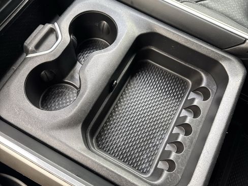 Used 2021 RAM 1500 Laramie image 30