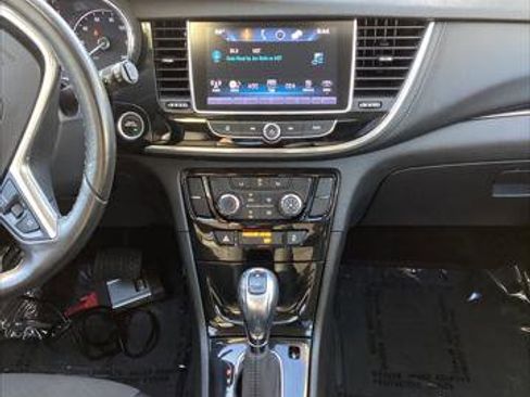 Used 2018 Buick Encore Preferred image 28