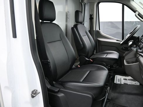 Used 2024 Ford Transit 350 RWD image 27