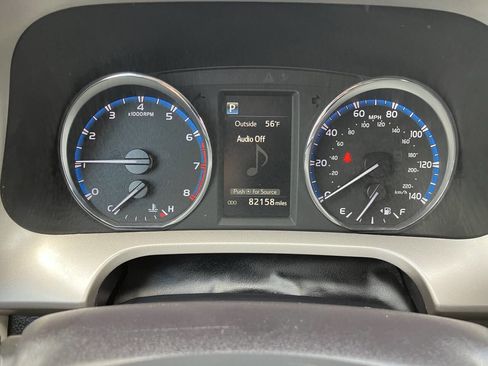 Used 2016 Toyota RAV4 XLE AWD/4WD image 11