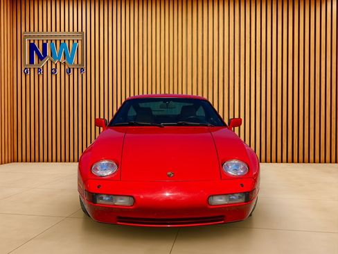 Used 1989 Porsche 928 S4 image 4