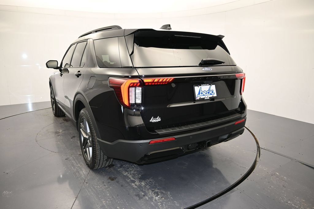New 2026 Ford Explorer ST-Line w/ ST-Line Street Pack RWD image 23