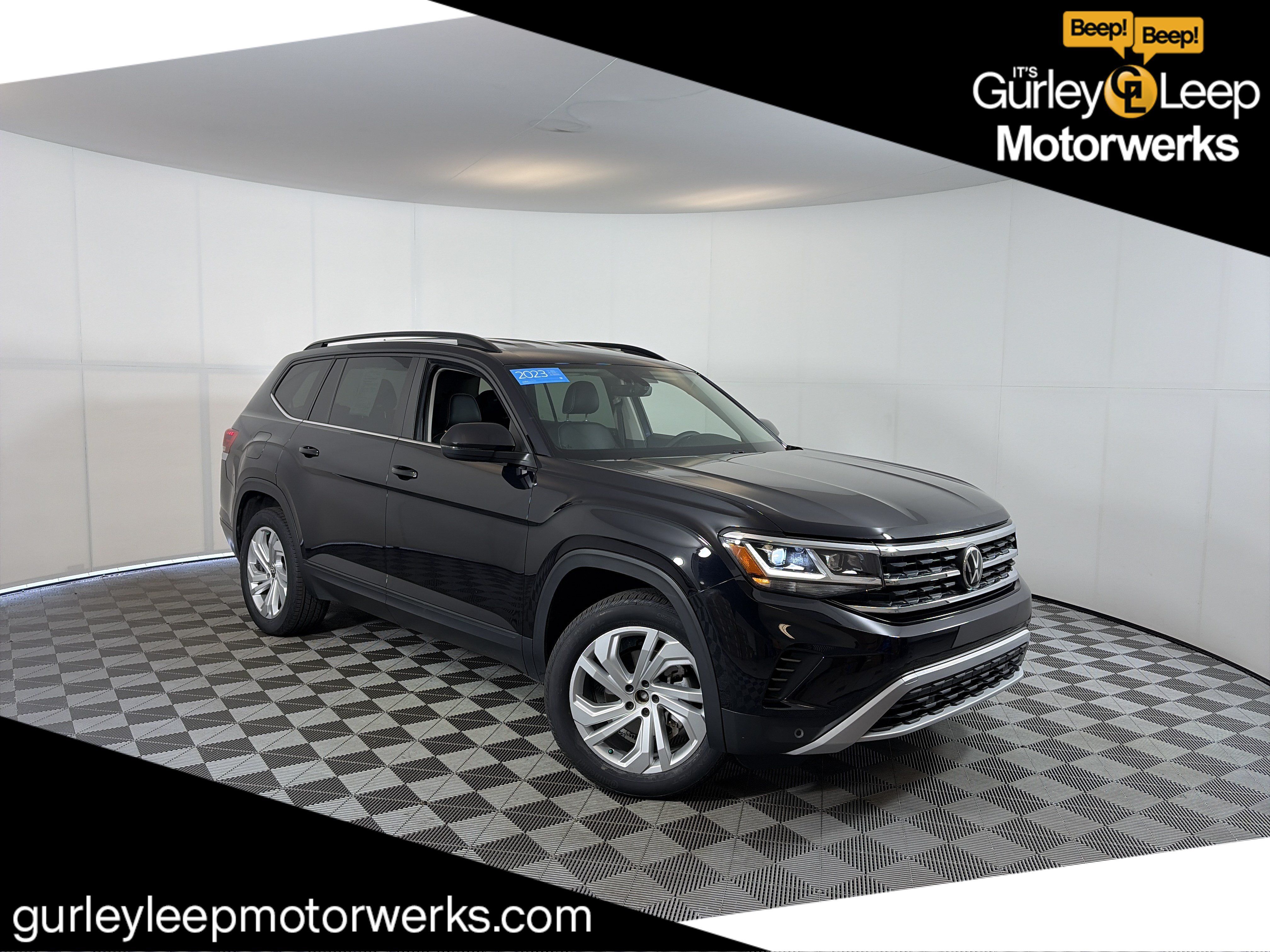 Used 2023 Volkswagen Atlas SE AWD/4WD image 1
