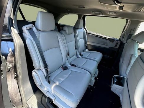 Used 2024 Honda Odyssey Touring image 21