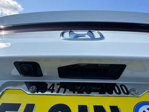 Used 2022 Honda Civic Sport Touring image 14