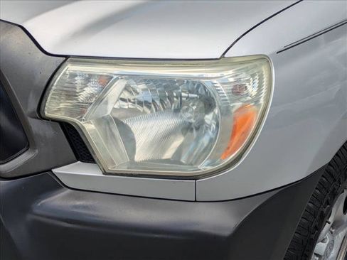 Used 2013 Toyota Tacoma 2WD Regular Cab image 10