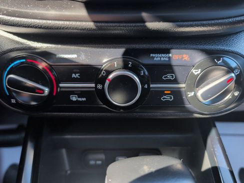 Used 2021 Kia Soul GT-Line image 15