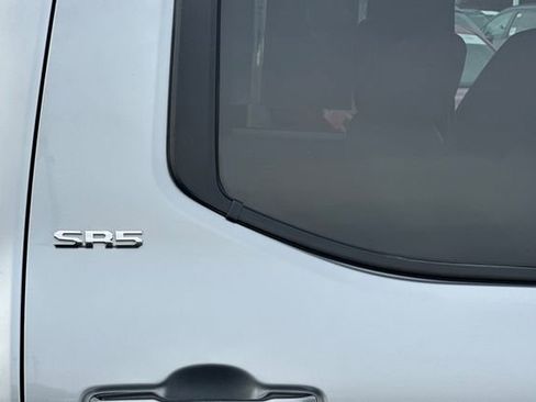 Used 2025 Toyota Tacoma SR5 image 30