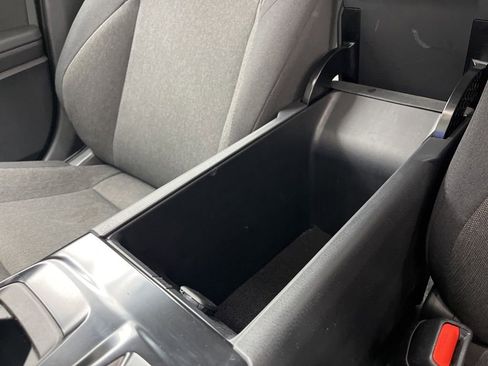 Used 2025 Toyota Camry LE FWD image 27