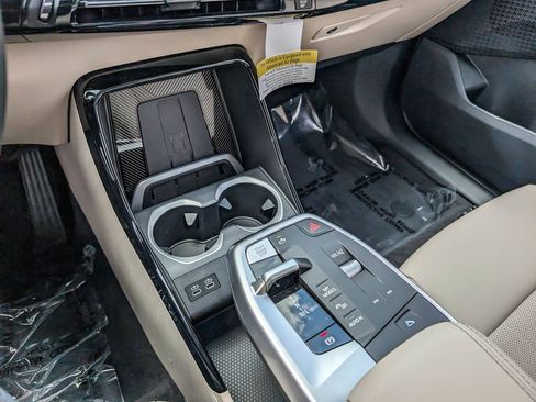 Certified 2025 BMW X1 xDrive28i w/ Technology Package image 29