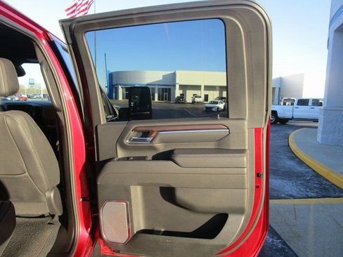 Certified 2025 Chevrolet Silverado 2500 High Country w/ Technology Package AWD/4WD image 22