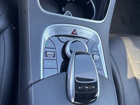 Used 2019 Mercedes-Benz S 560 4MATIC Sedan image 21