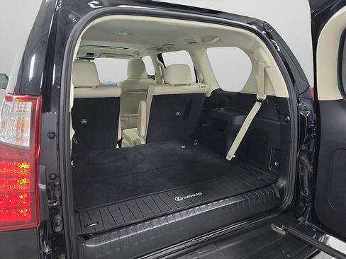 Used 2021 Lexus GX 460 Luxury w/ Sport Design Package AWD/4WD image 7