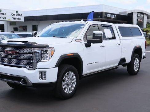 Certified 2022 GMC Sierra 3500 Denali w/ Technology Package AWD/4WD image 5