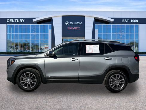 Used 2023 GMC Terrain SLT image 7