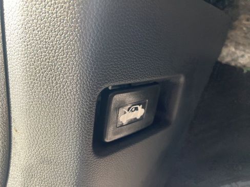 Used 2023 Honda CR-V EX image 12