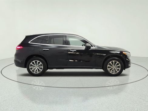 Certified 2026 Mercedes-Benz GLC 300 image 4
