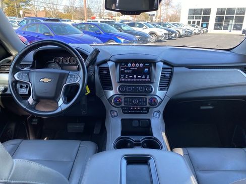 Used 2019 Chevrolet Suburban LT w/ Max Trailering Package image 10