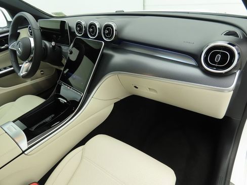 Certified 2025 Mercedes-Benz C 300 Sedan image 17