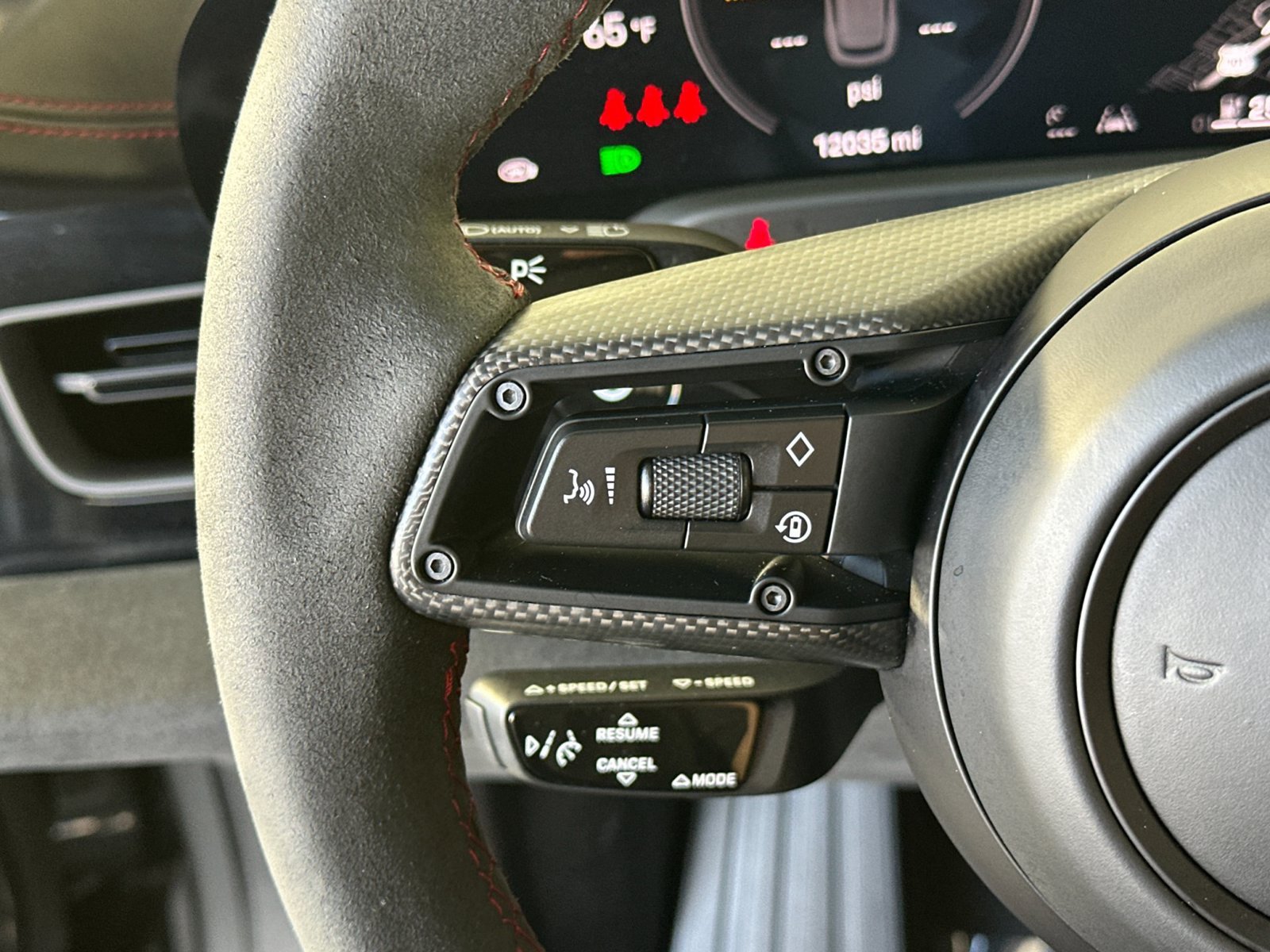 Certified 2024 Porsche Taycan GTS AWD/4WD image 28