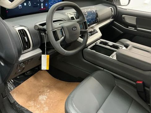 New 2026 Ford Expedition Max Active image 16