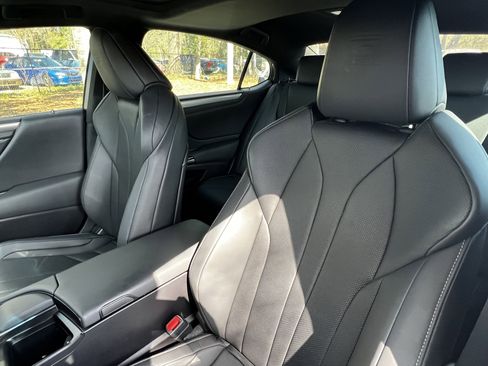 Used 2022 Lexus ES 350 F Sport w/ Accessory Package 2 image 17