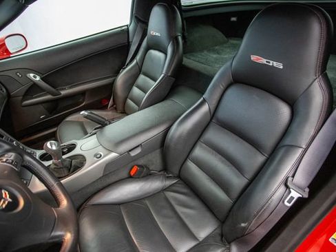 Used 2007 Chevrolet Corvette Z06 w/ Preferred Equipment Group image 19