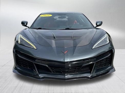 Used 2021 Chevrolet Corvette Stingray Coupe w/ 1LT RWD image 3