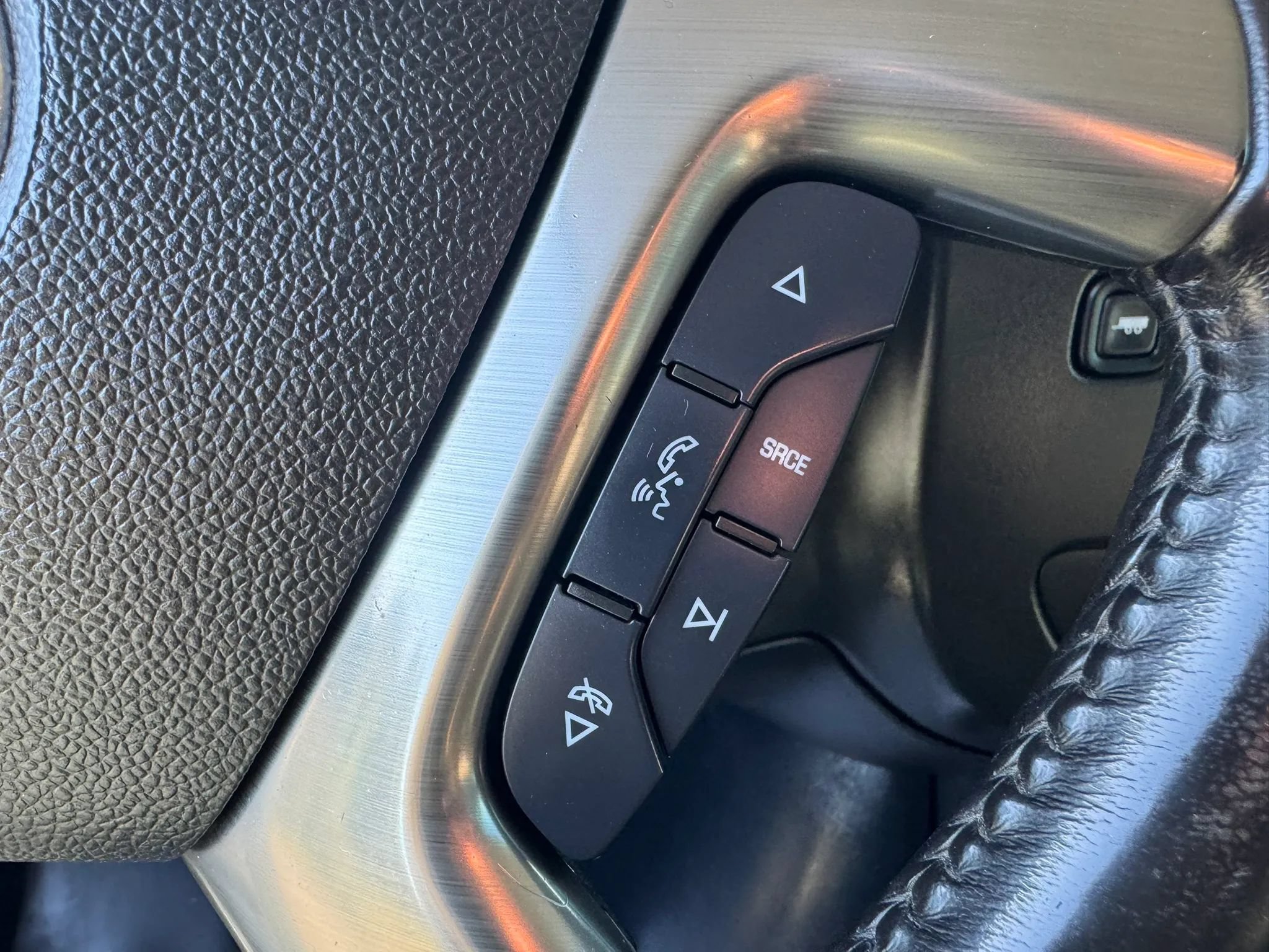 Used 2017 Chevrolet Express 2500 RWD image 14
