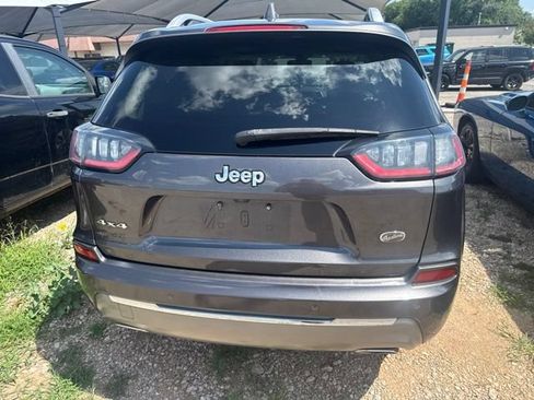 Used 2019 Jeep Cherokee Overland AWD/4WD image 4