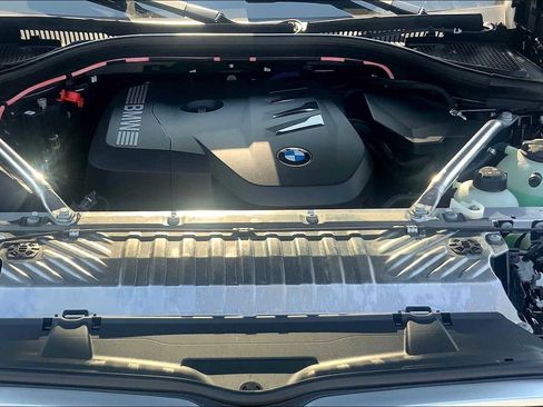 Used 2025 BMW X3 xDrive30i w/ Premium Package image 16