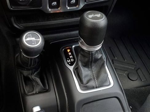 Certified 2025 Jeep Wrangler Sport AWD/4WD image 27