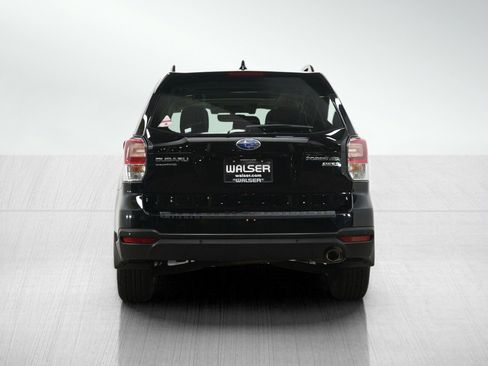 Used 2017 Subaru Forester 2.5i Limited AWD/4WD image 3