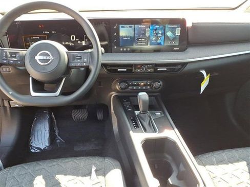 New 2026 Nissan Kicks SV image 10