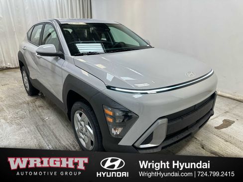 New 2026 Hyundai Kona SE image 1