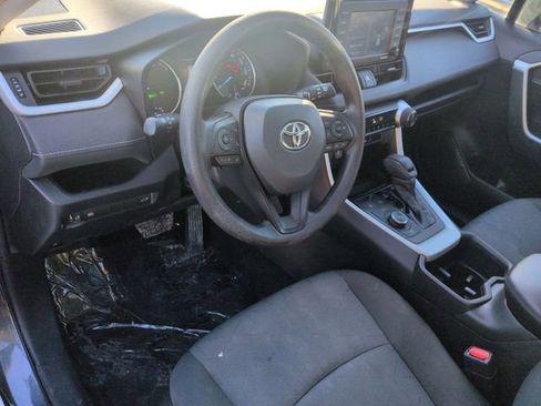 Certified 2022 Toyota RAV4 XLE w/ Convenience Package image 12