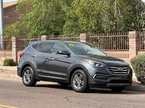 Used 2017 Hyundai Santa Fe Sport image 8