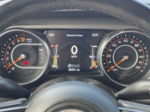 Used 2021 Jeep Gladiator Sport AWD/4WD image 24