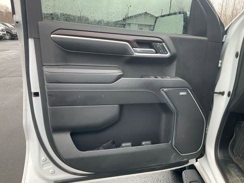 Used 2022 GMC Sierra 1500 SLT w/ SLT Premium Plus Package image 17