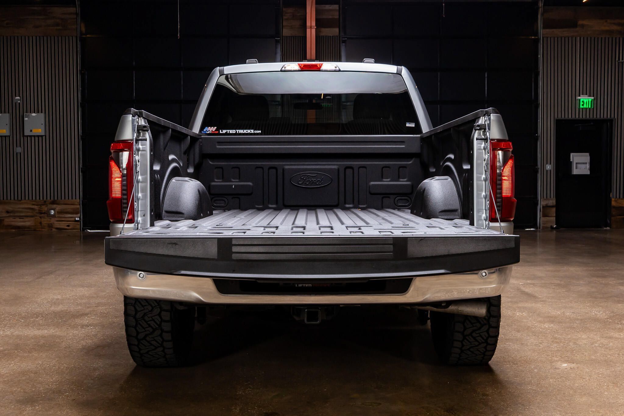 Used 2025 Ford F150 XL w/ Equipment Group 103A High AWD/4WD image 9