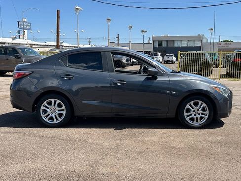 Used 2016 Scion iA FWD image 2