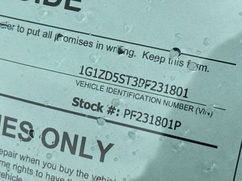 Used 2023 Chevrolet Malibu LT image 34