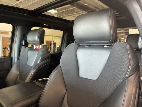 Used 2025 Ford F150 Raptor AWD/4WD image 29