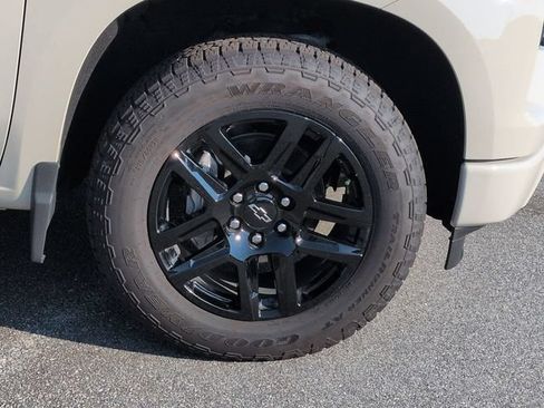 Used 2026 Chevrolet Silverado 1500 RST w/ RST Select Package RWD image 11