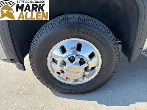 Used 2024 GMC Sierra 3500 Denali AWD/4WD image 7