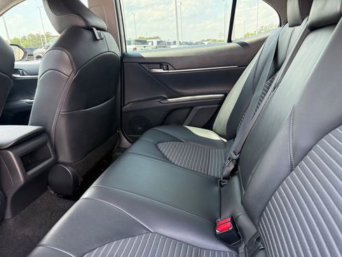 Used 2022 Toyota Camry SE FWD image 25
